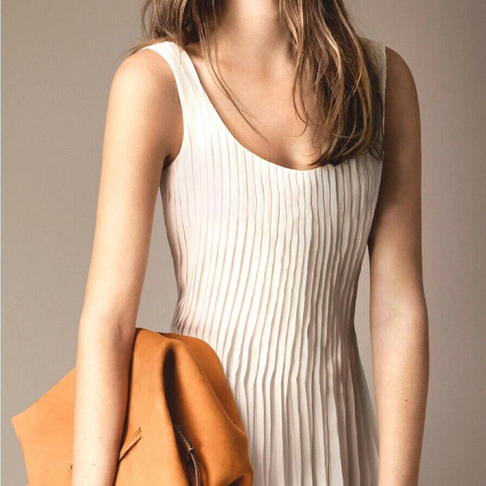 Elegant Cream Pleated Dress